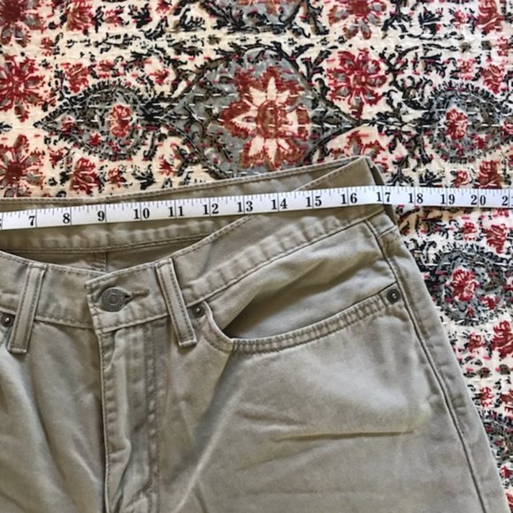 Men's Khaki Levi's - Picture 5 of 5